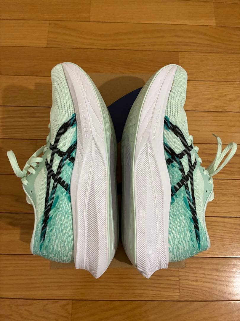 アシックス マジック スピード 4 25.5cm