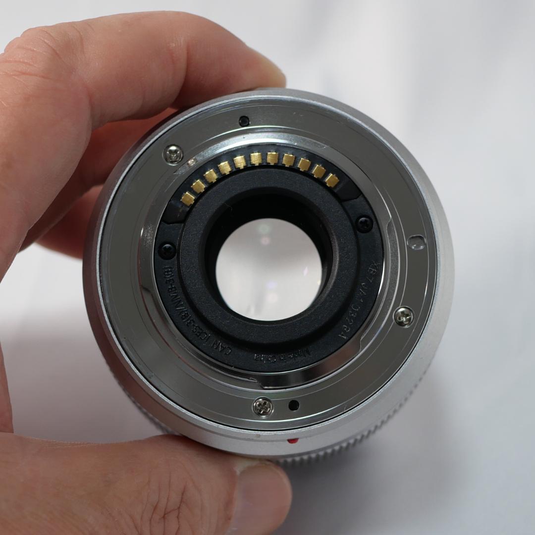 Panasonic 25mm F1.7 レンズ　シルバー　H-H025-S