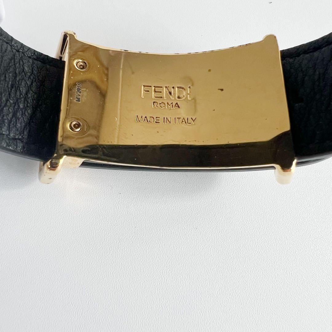 希少 FENDI フェンディ バングル スタッズ ブレスレット ゴールド