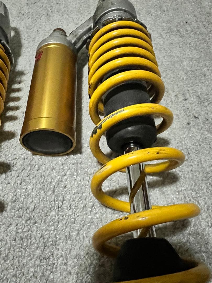 SHOWA nc31純正サスペンション