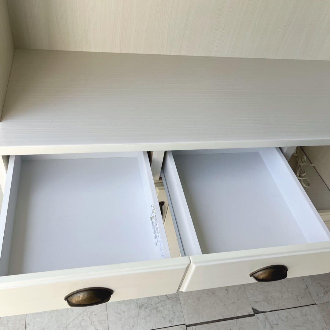 取付無料！ニトリ ミランダ アンティーク調アイボリーキッチンボード 食器棚✨