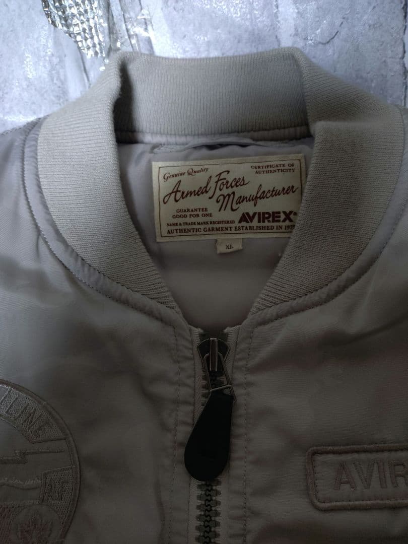 【美品】XLサイズ【カモフラ、ワッペン】【VIREX【MA-1】シルバーグレー