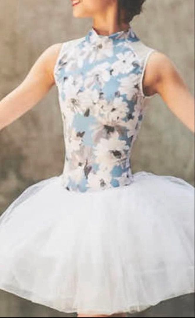 スティナ　Mサイズ　タイプN バッグリボン青と白花柄　レオタード