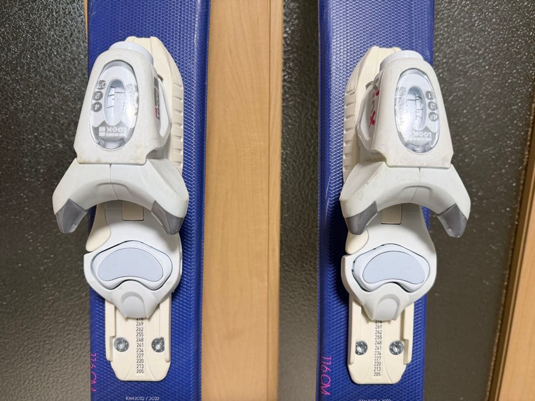 ROSSIGNOL ジュニアスキー４点セット スキー板•ビンディング/靴/金具