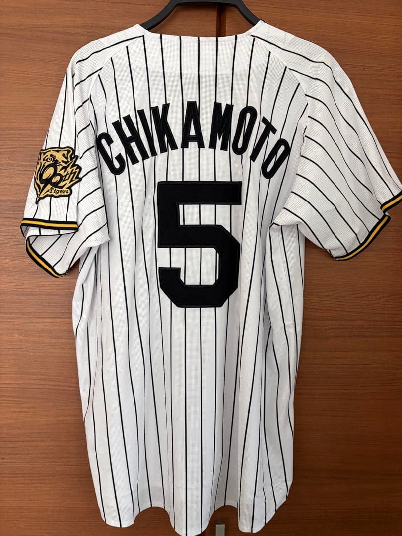 阪神タイガース　近本光司選手90周年レプリカユニフォーム　Lサイズ