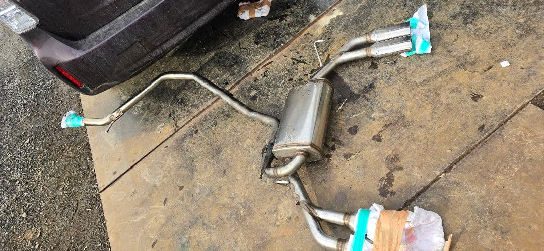 50プリウス用ステンレス製デュアルエンドマフラー本体