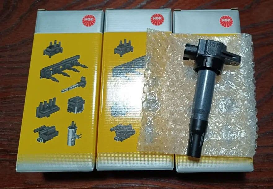 NGK イグニッションコイル U5157　新古品　3本セット