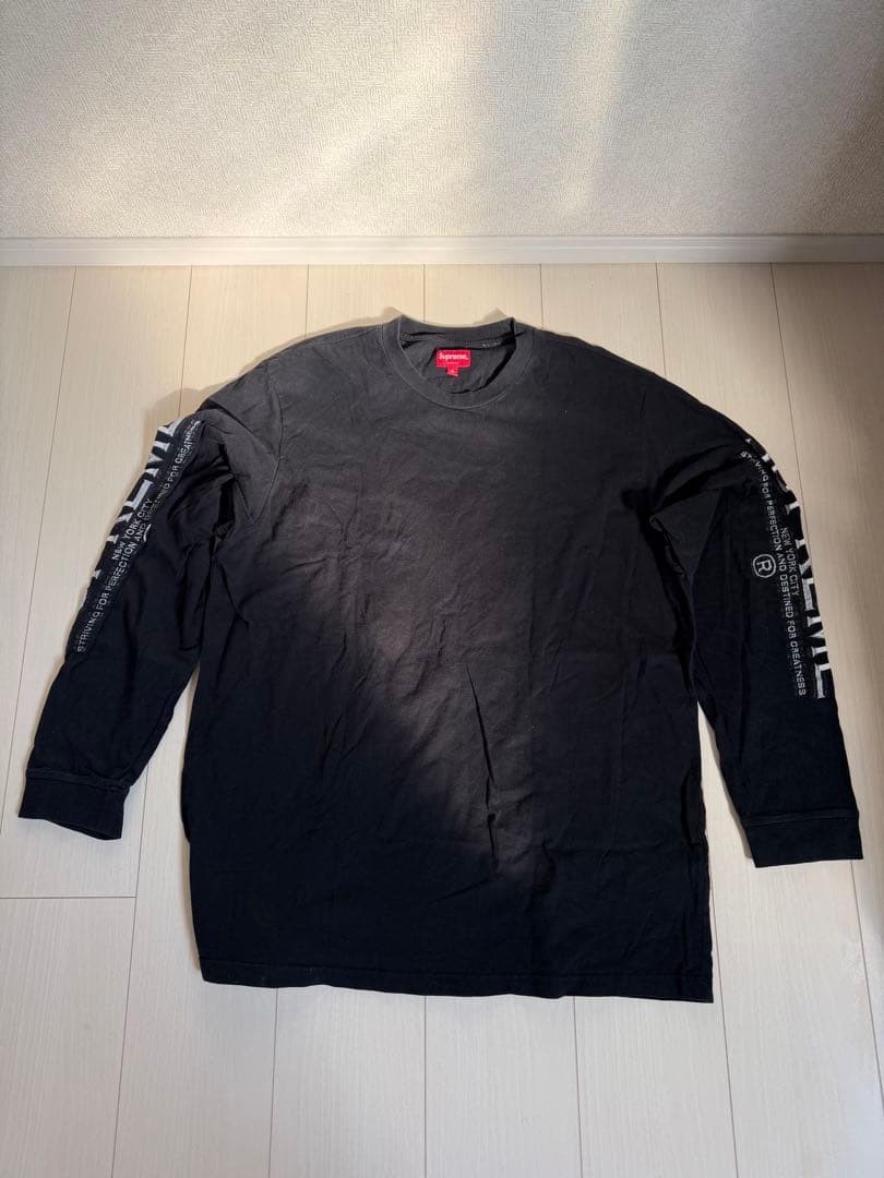 SUPREME ブラック 長袖カットソー