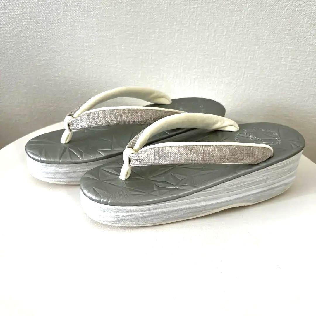 カレンブロッソ草履　Sサイズ