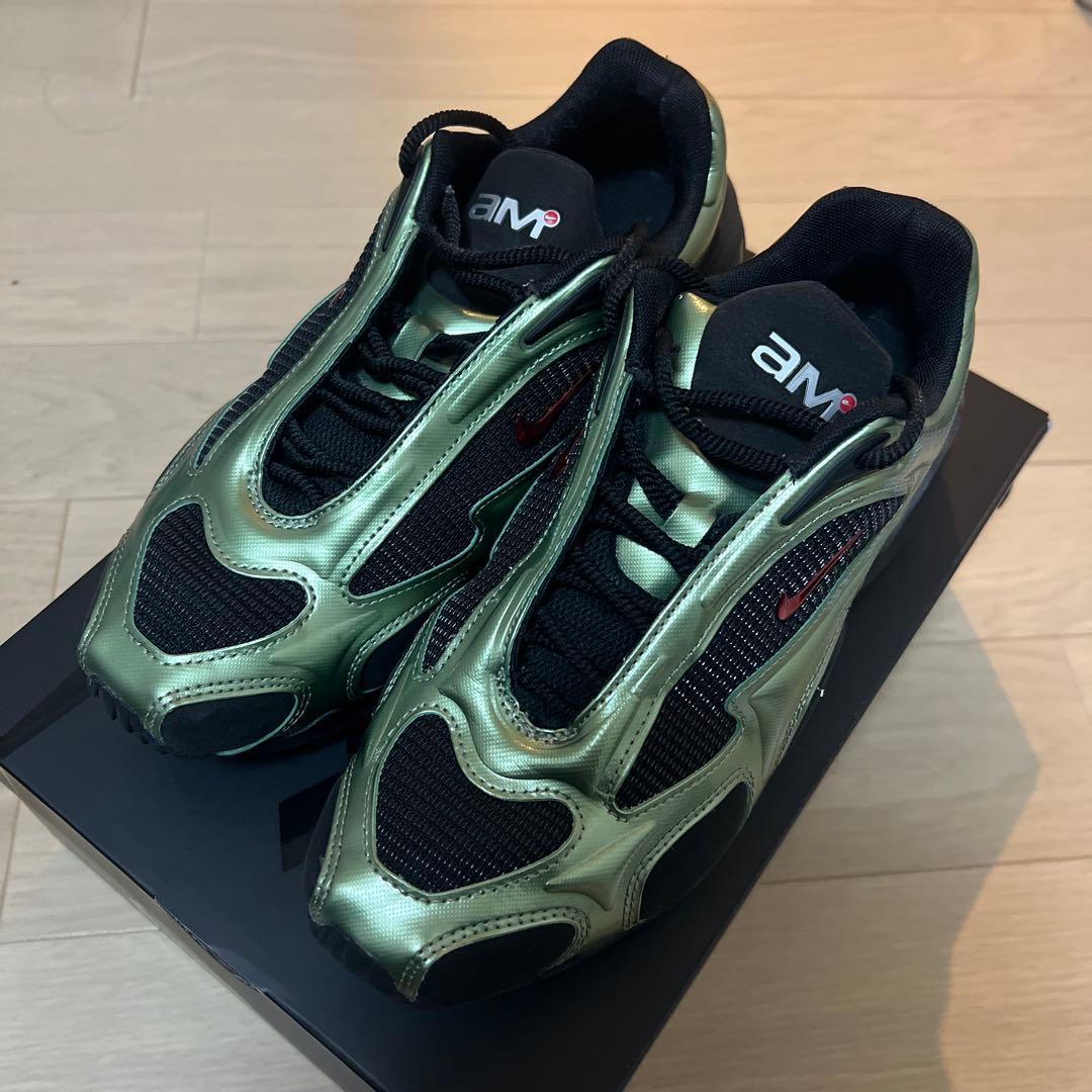 ナイキ　エアマックスミューズ　オイルグリーン