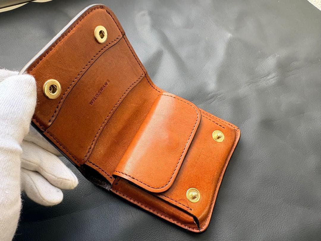 カーサ　CASA フルグレインブライドルレザー　ワイルドスワンズ