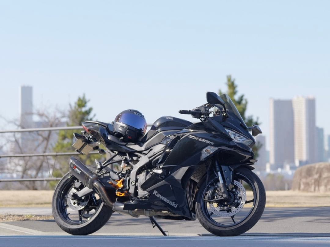 Akrapovic Ninja ZX-25R用フルエキゾーストマフラー