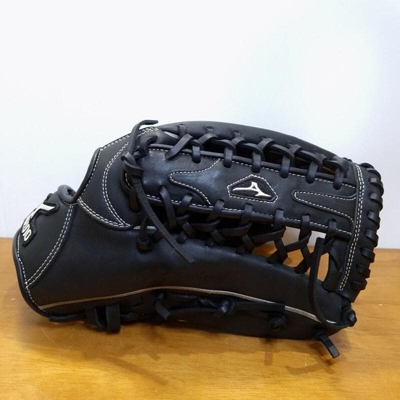 ミズノ MIZUNO イチローモデル プラチナラベル 外野用 軟式グローブ