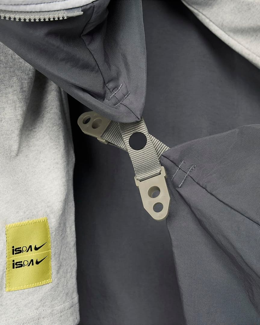 Nike ISPA morph Poncho テント