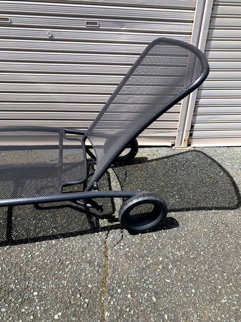 コロ付きメタルガーデンベッド