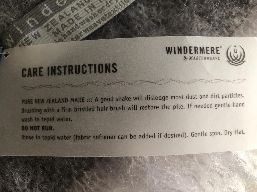 【新品】モヘア100%膝掛け　ニュージーランドmade