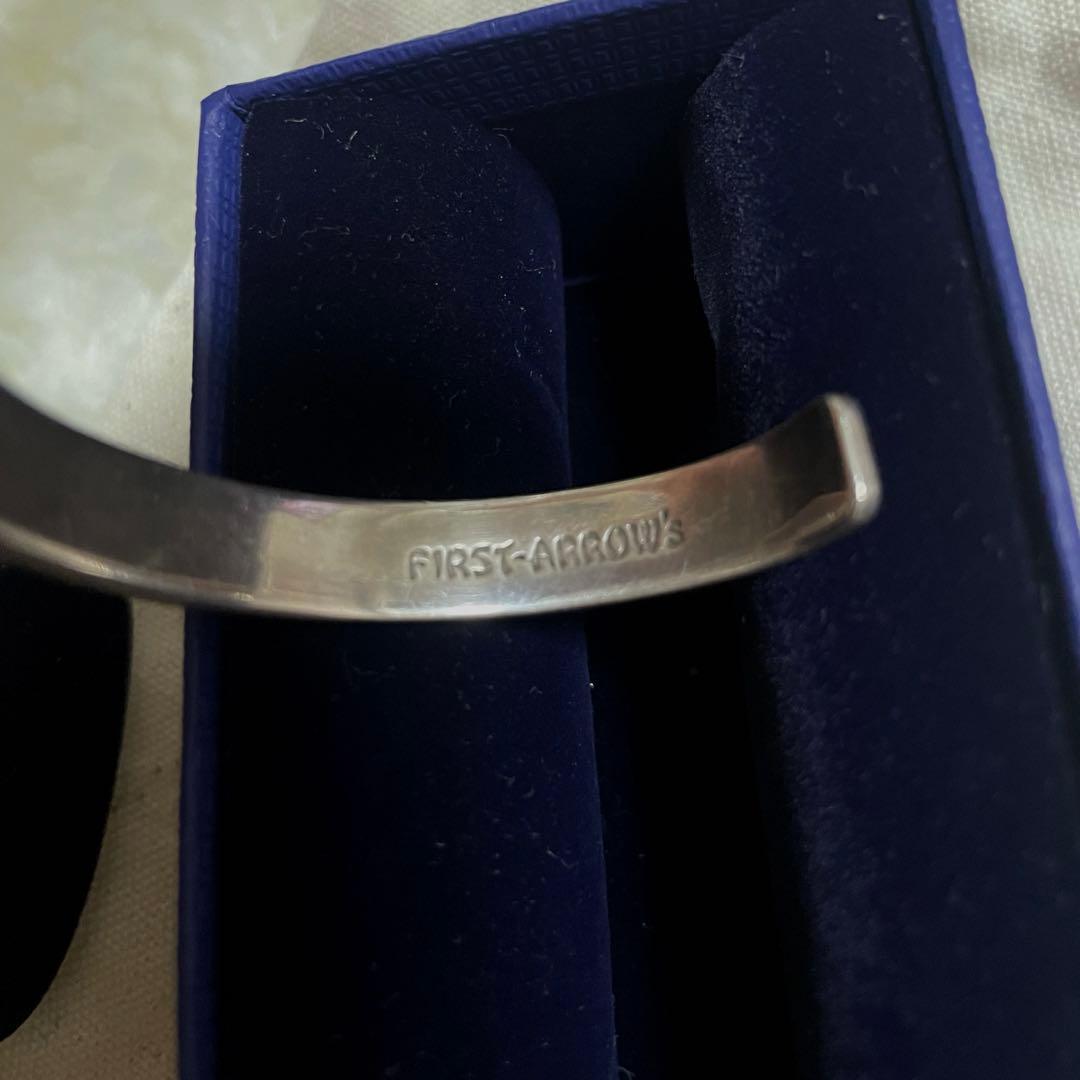 FIRST ARROWS k18唐草彫バングル ファーストアローズ 幅8mm