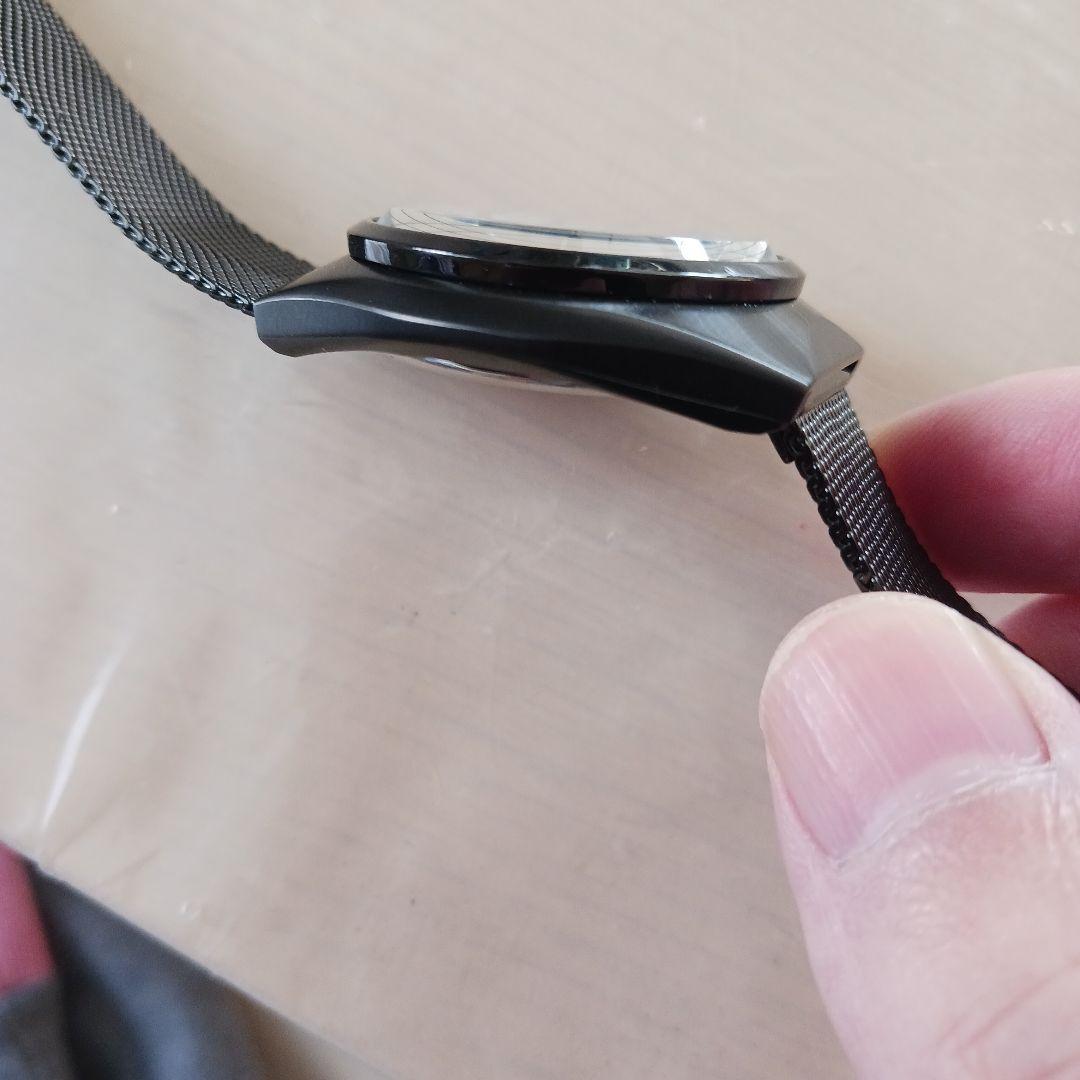 CITIZEN ソーラークォーツ腕時計 ブラック　5351プール・オムコラボ