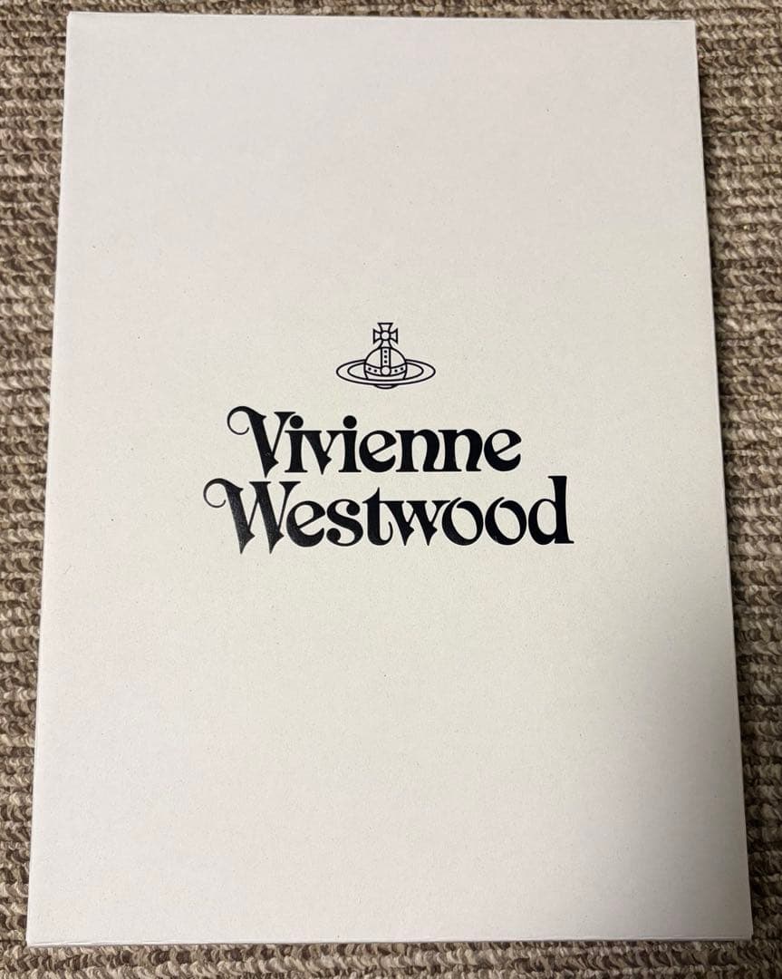 Vivienne Westwood ホワイト マフラー 〜BOX/新品タグ付〜