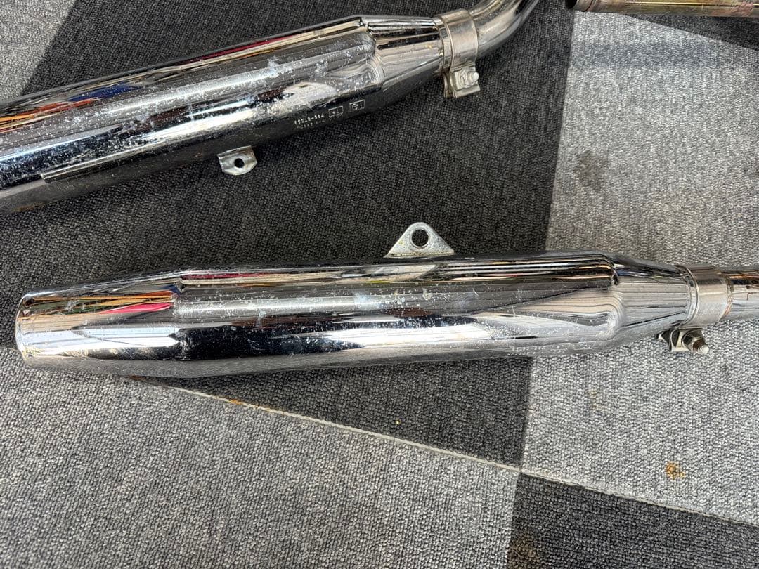 スポーツスター　XLH883 純正マフラー