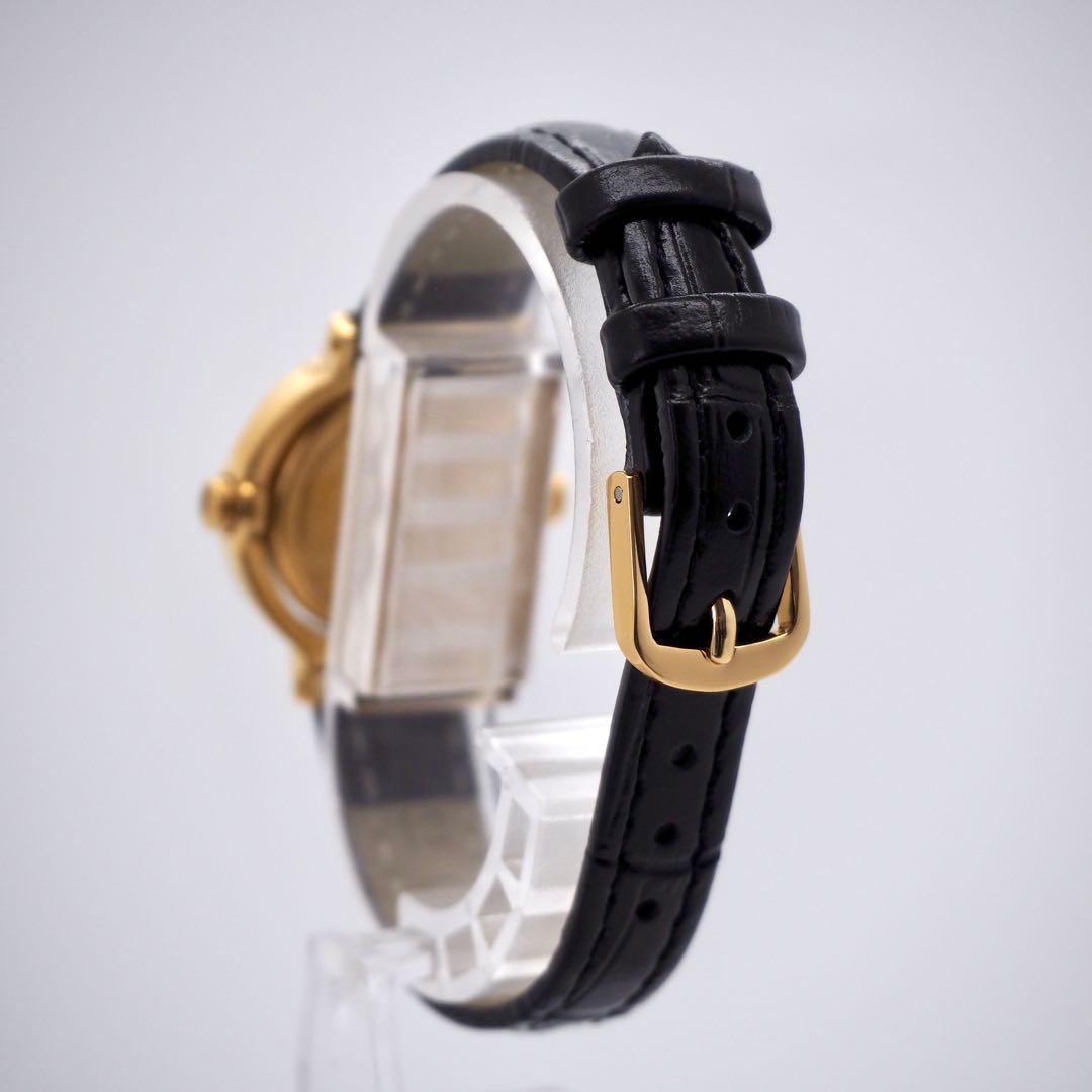 369 稼働 GUCCI レディース 時計 リバーシブル ゴールド　6600L