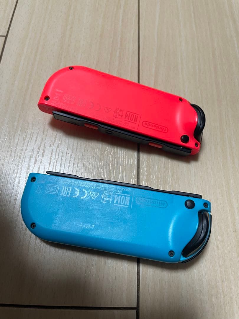 p*n様 Nintendo Switch 本体　付属品、箱付き