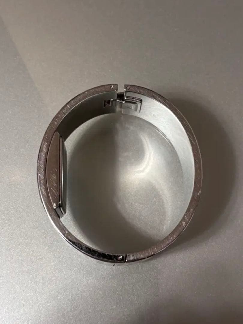 Vivienne Westwood バングルウォッチ シルバー