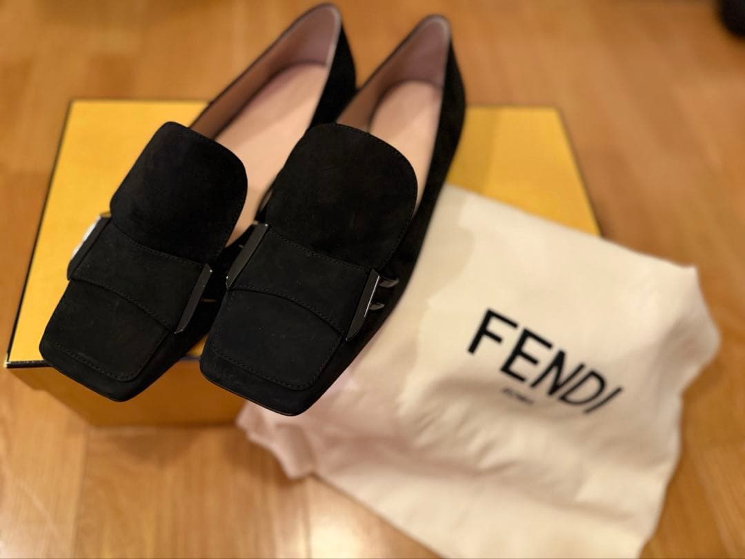 FENDI フラットシューズ 黒 スエード 保存袋付き