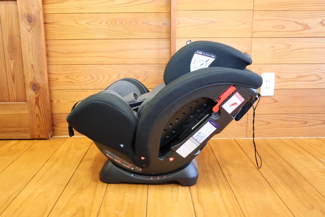 Joie ジョイー　チャイルドシート バリアント（ブラックエレメント）①