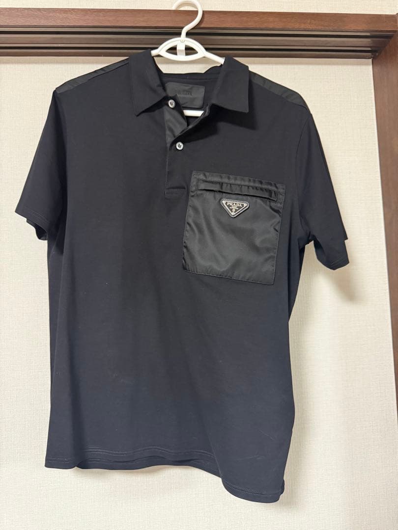 ブラックポロシャツ 左胸ポケット付き