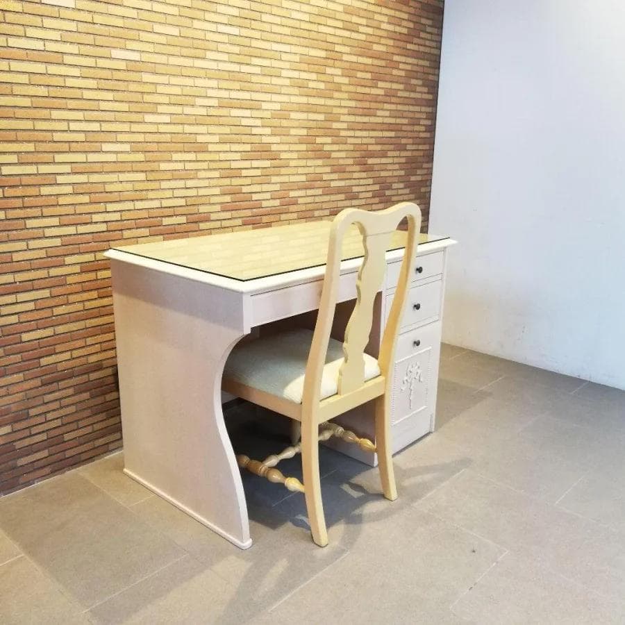 専用◇IDC大塚取扱　Lynn Hollyn リンホーリン｜デスク