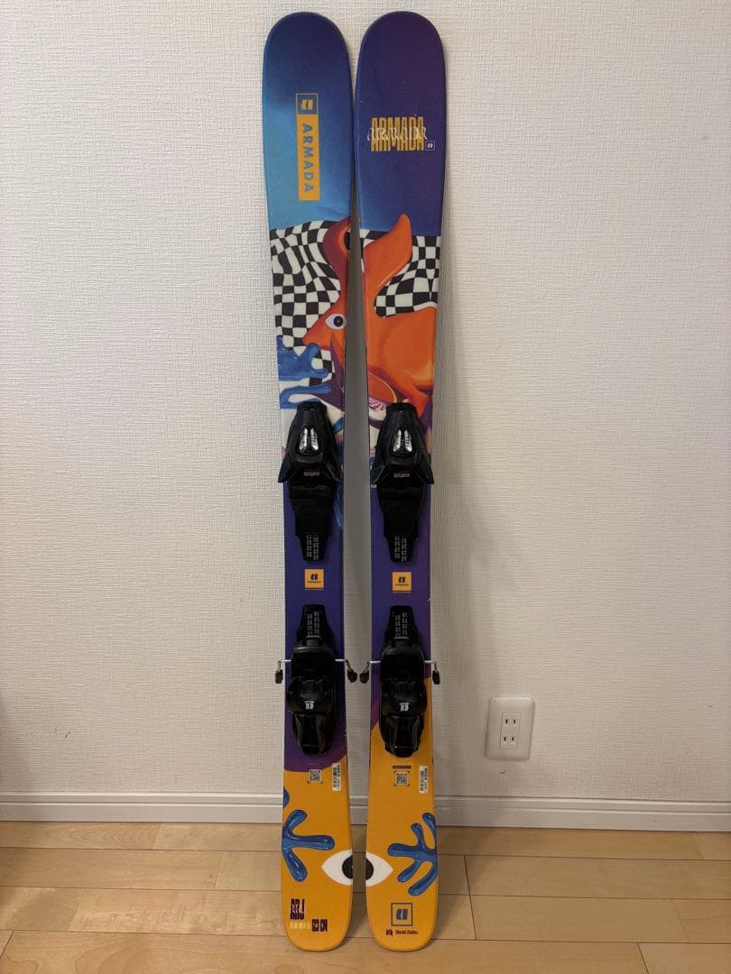 ARMADA AJR ジュニア スキー板
