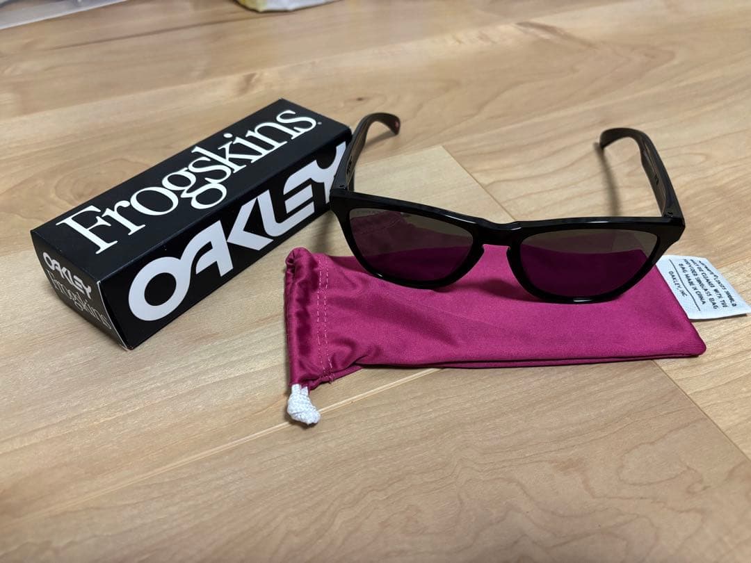 Oakley Frogskins オークリー フロッグスキン 期間限定値下げ