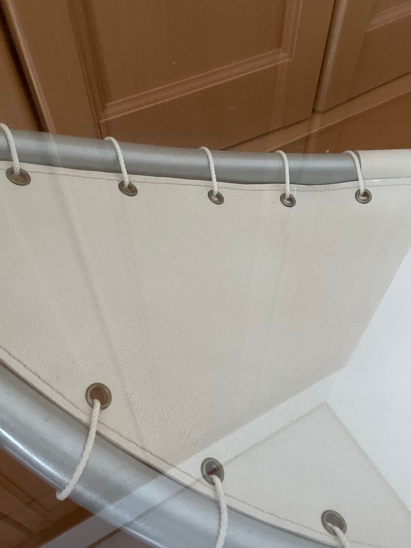 ガラステーブル　楕円テーブル　家具　インテリア