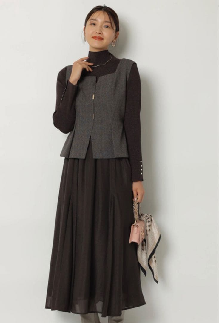 美品 JUSGLITTY ドッキングジャンスカワンピース