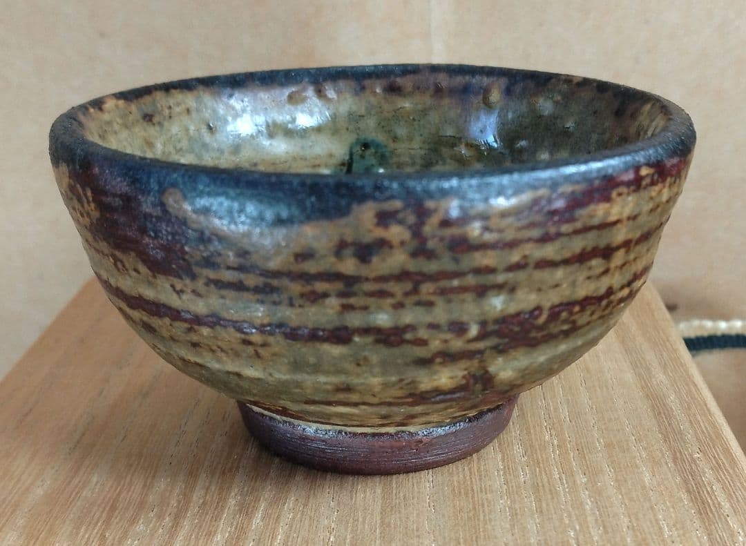 【本物保証】金城次郎 ぐい呑(笑魚文ぐい呑）共箱 人間国宝 壷屋焼 やちむん