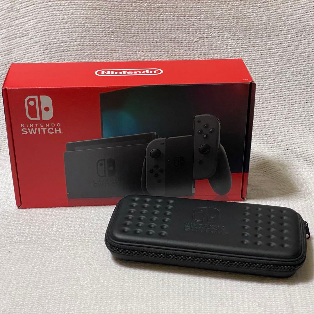 Nintendo Switch ＆ 持ち運び用ケース　2点セット