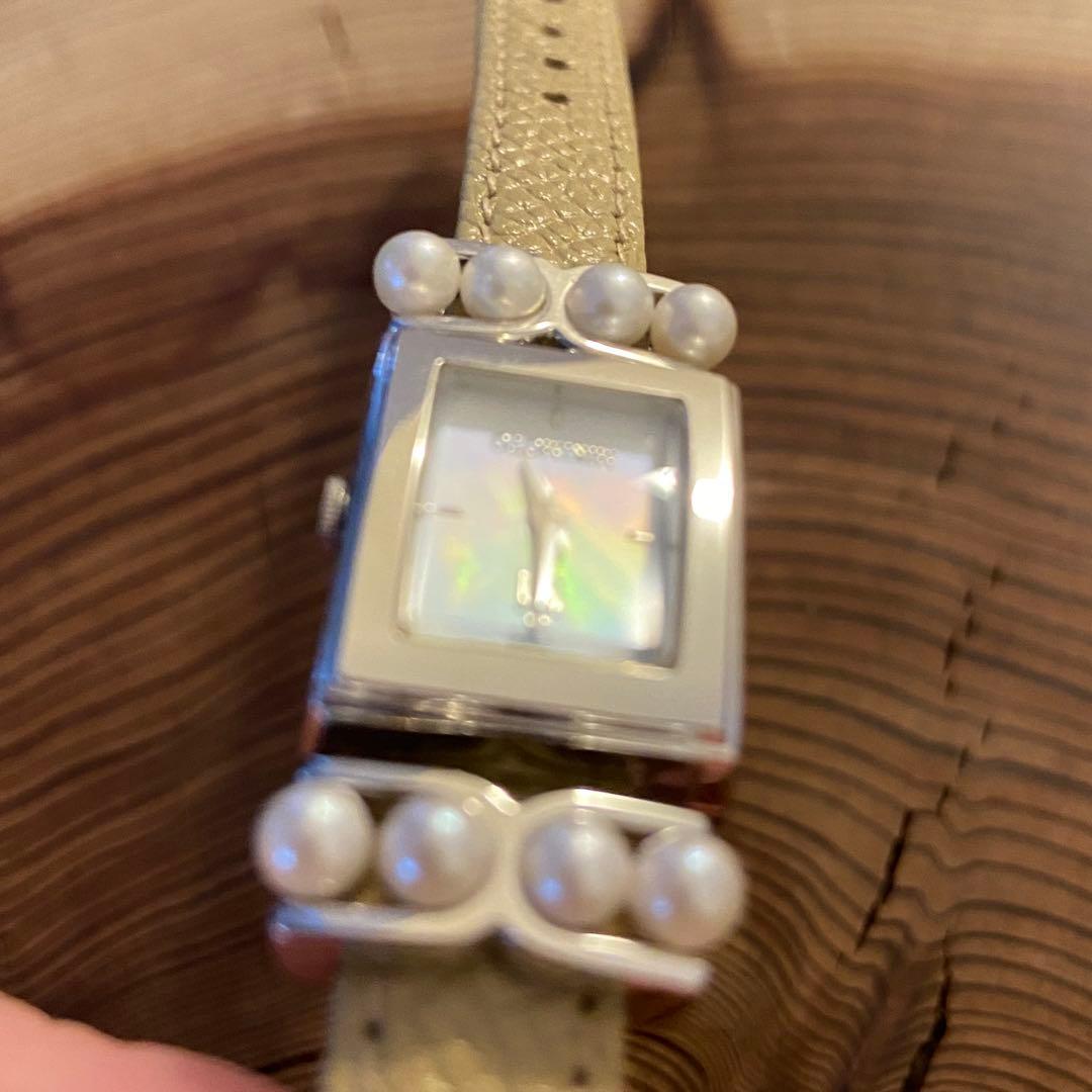 【週末限定値下げ】ミキモト腕時計 シェル文字盤レザーベルト パール8P（美品）