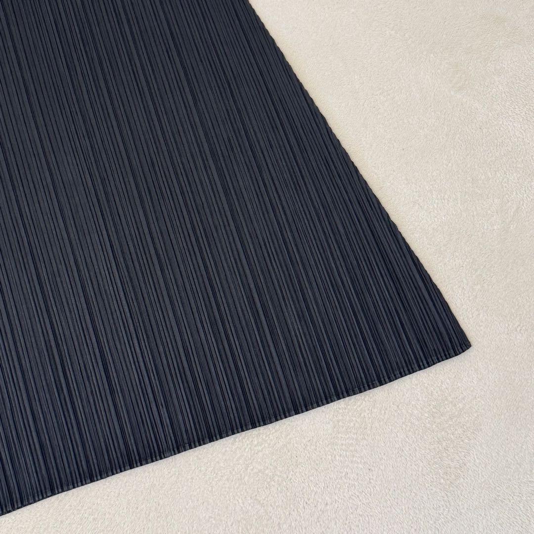 極美品✨PLEATS PLEASE プリーツ　ワンピース　ブラック　フレア