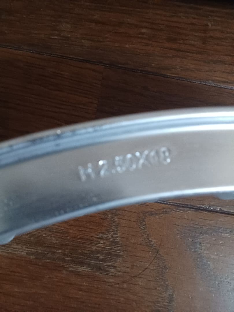 H2.50×18　アルミHリム　ホイール