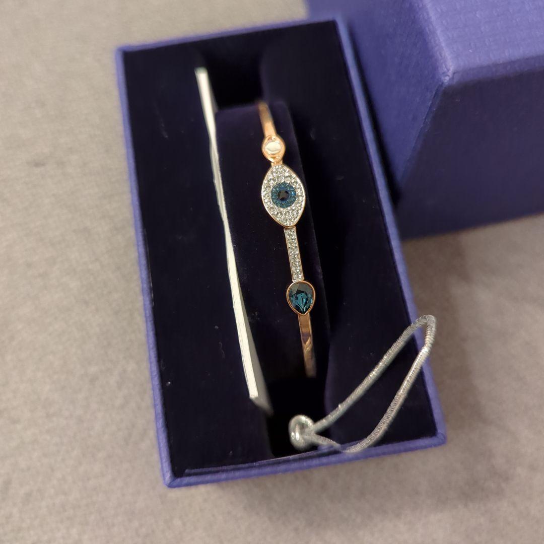 Swarovski バングルイーブルアイブレスレットゴールド