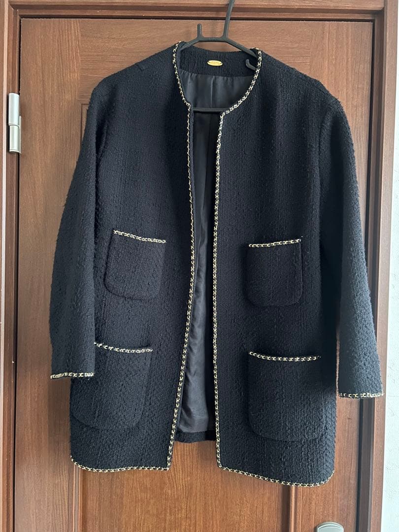 ノーカラージャケット 黒 ポケット付き