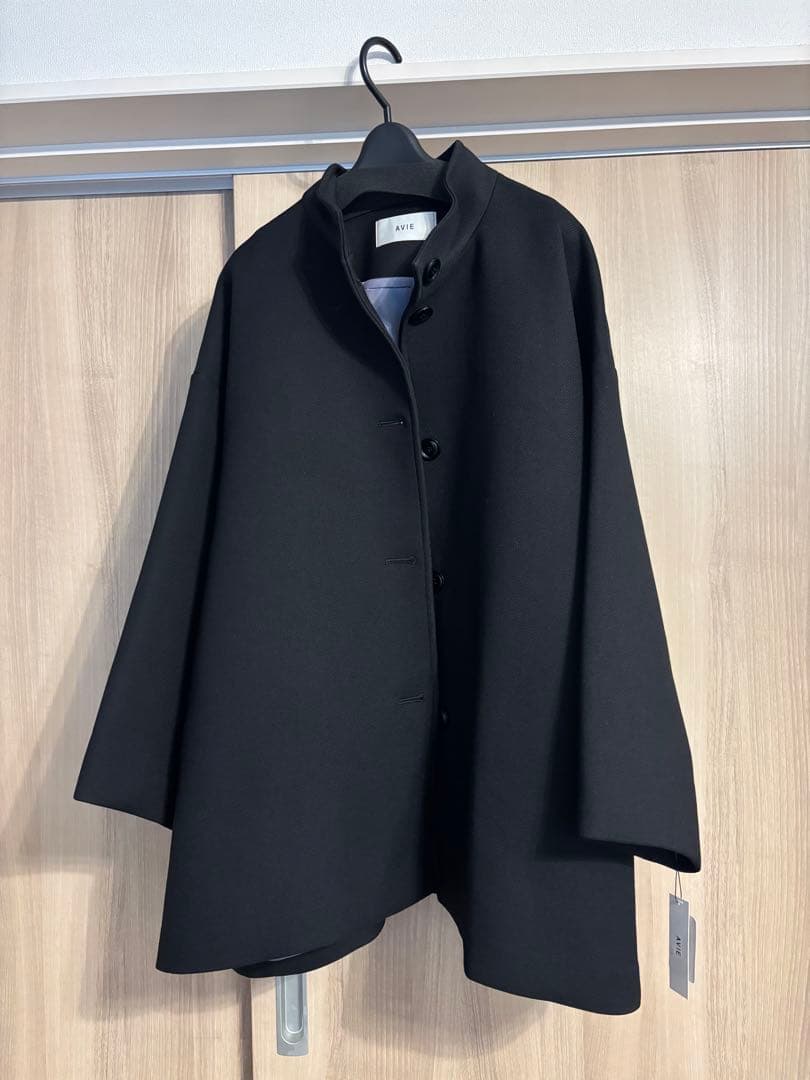 AVIE 定価5万円ノーカラーコート 黒