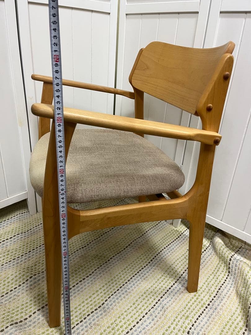 送料込み！モモナチュラル　ダイニングチェア　アームチェア　　北欧風　② MOMO