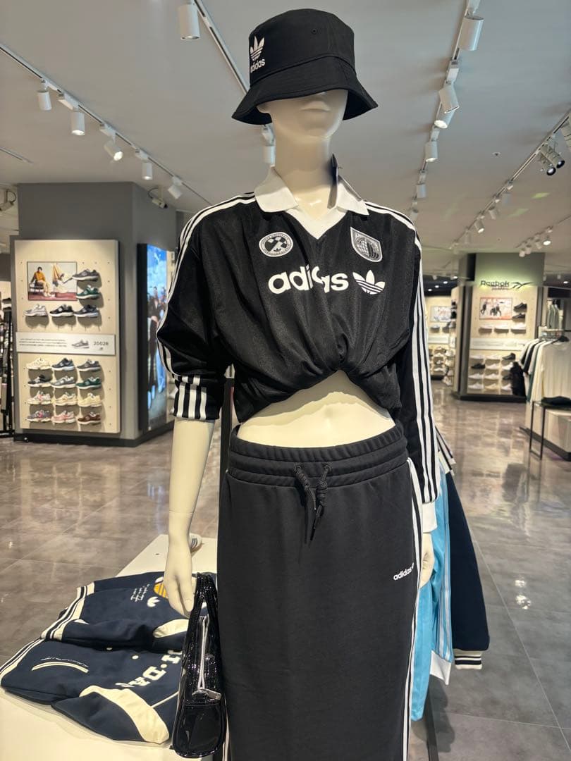 adidas originals フットボール長袖Tシャツ韓国