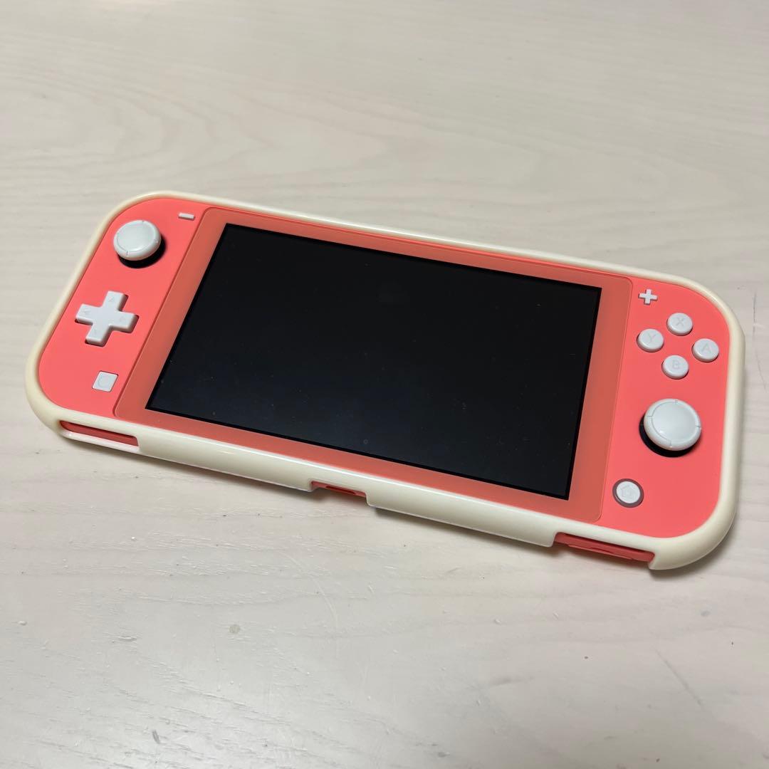 Nintendo Switch Lite 美品 ピンク ピカチュウケース付き
