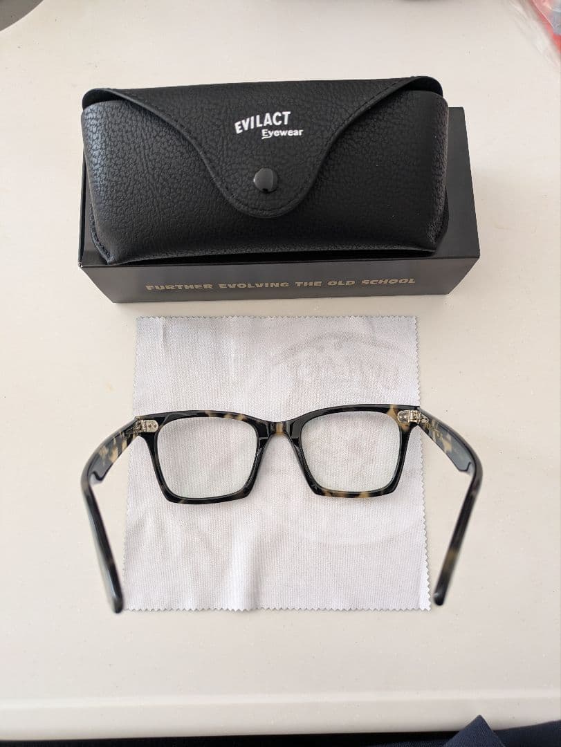 EVILACT イーブルアクト サングラス mustang マスタング 調光