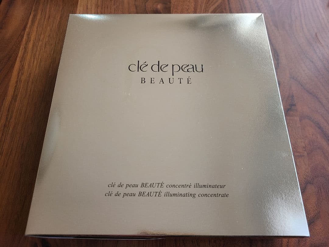 clé de peau BEAUTE コンサントレイリュミナトゥール 6セット