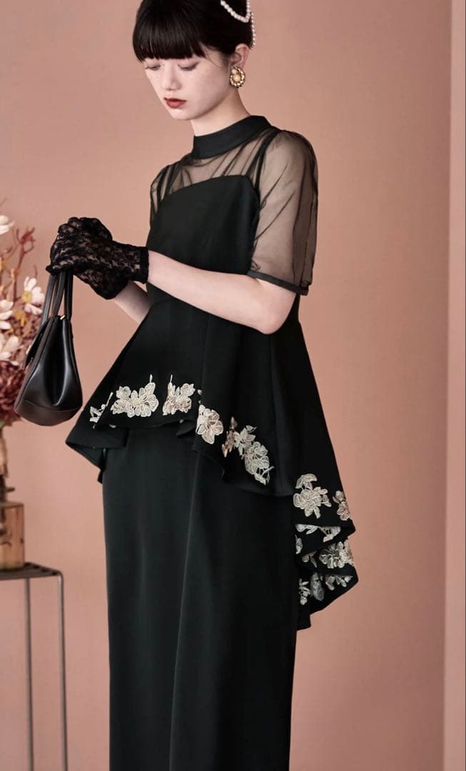 etoll 刺繍ペプラムビスチェ&Iラインドレスセットアップ