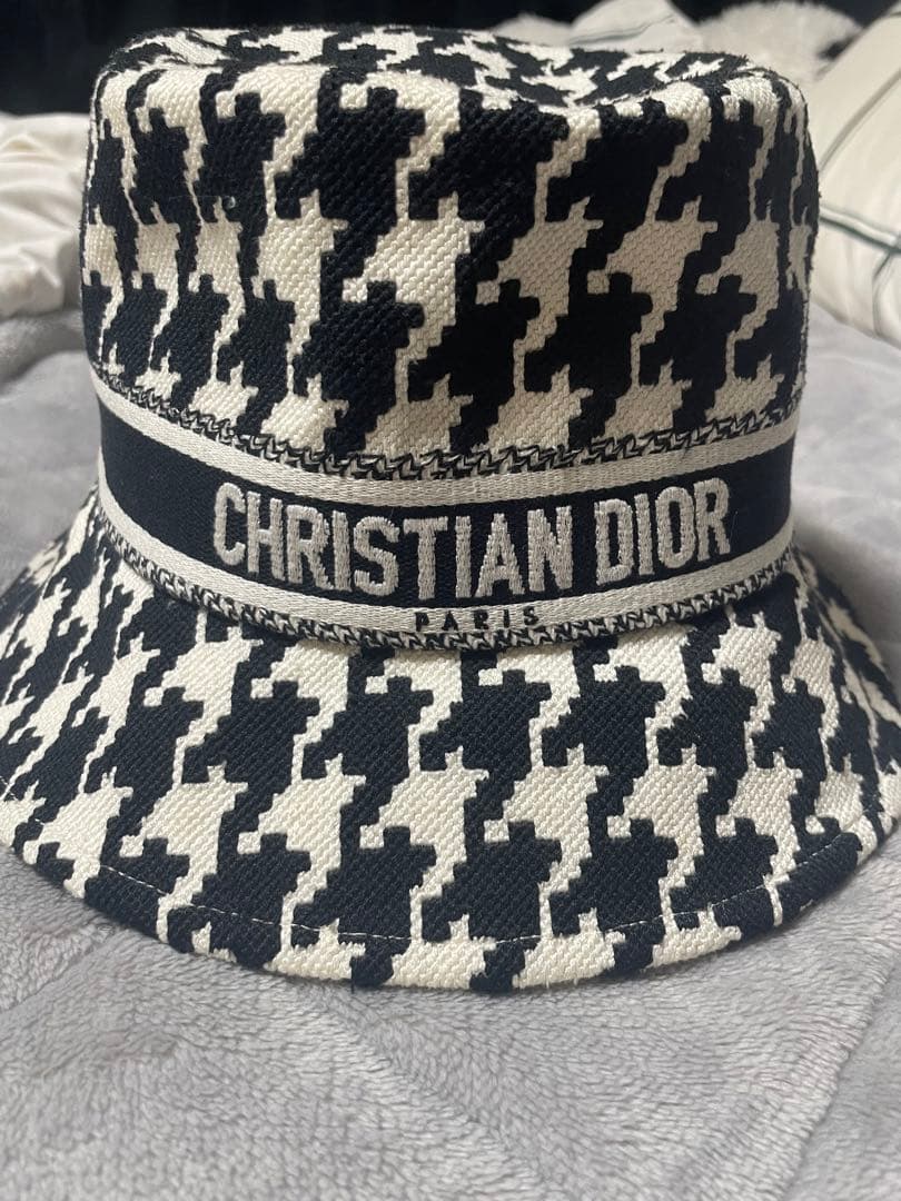 DIOR 30 MONTAIGNE 千鳥格子 バケットハット